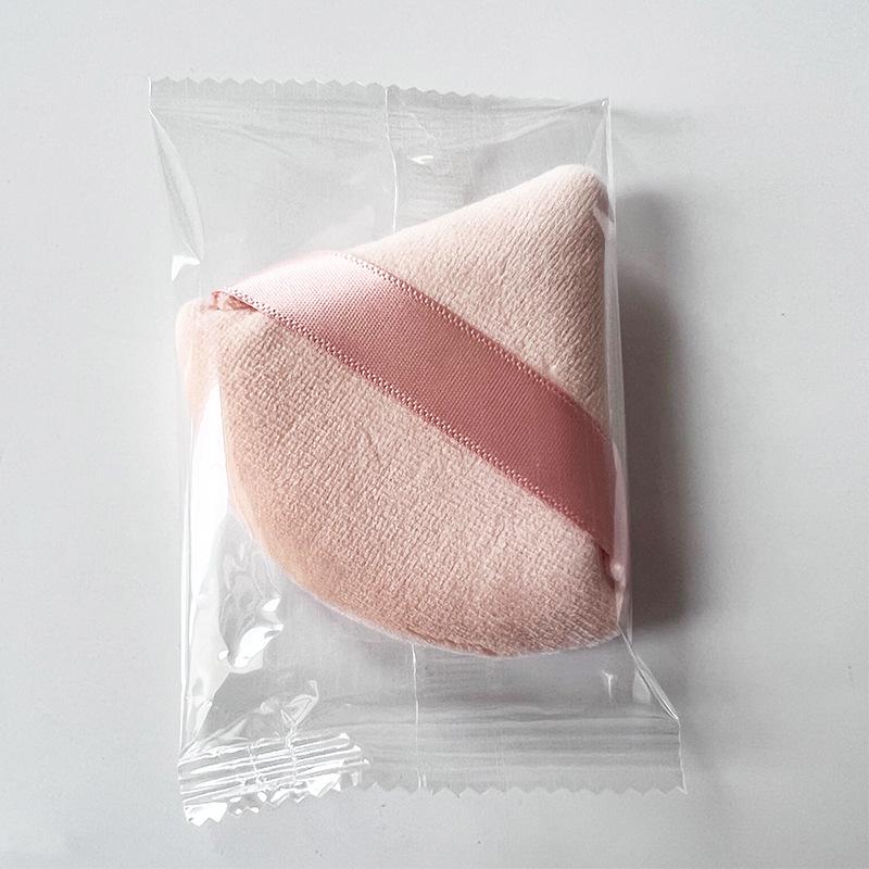 Velvet Black Fan-Shaped Triangle Makeup Sponge for Powder and Air Cushion