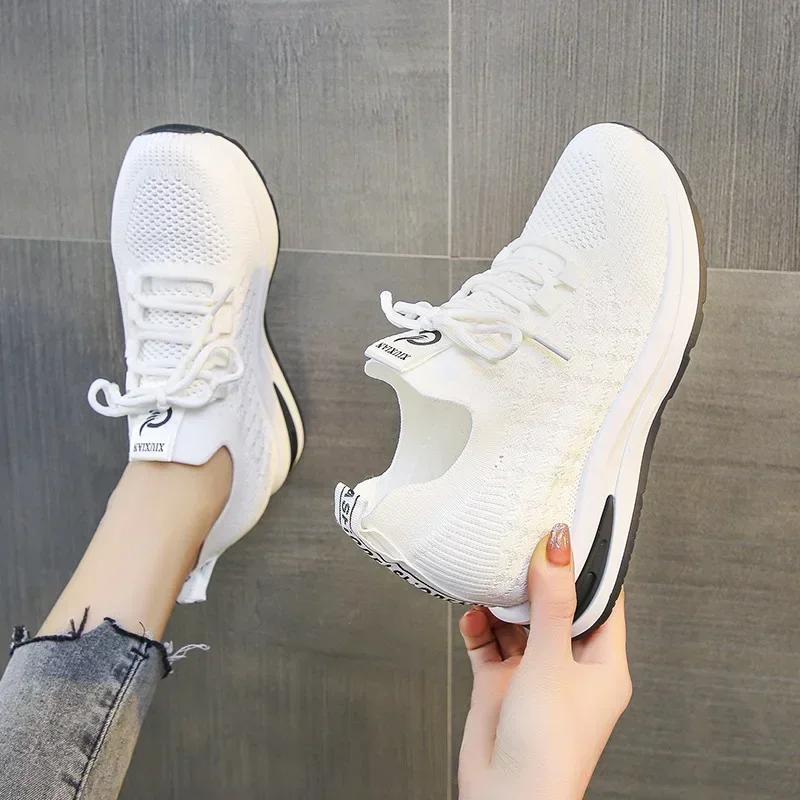 Baskets Mode pour Femmes Chaussures Décontractées Femmes Talons à Plateforme Compensées Augmentant la Hauteur Tricotées Dames Maille Respirante Chaussures Vulcanisées