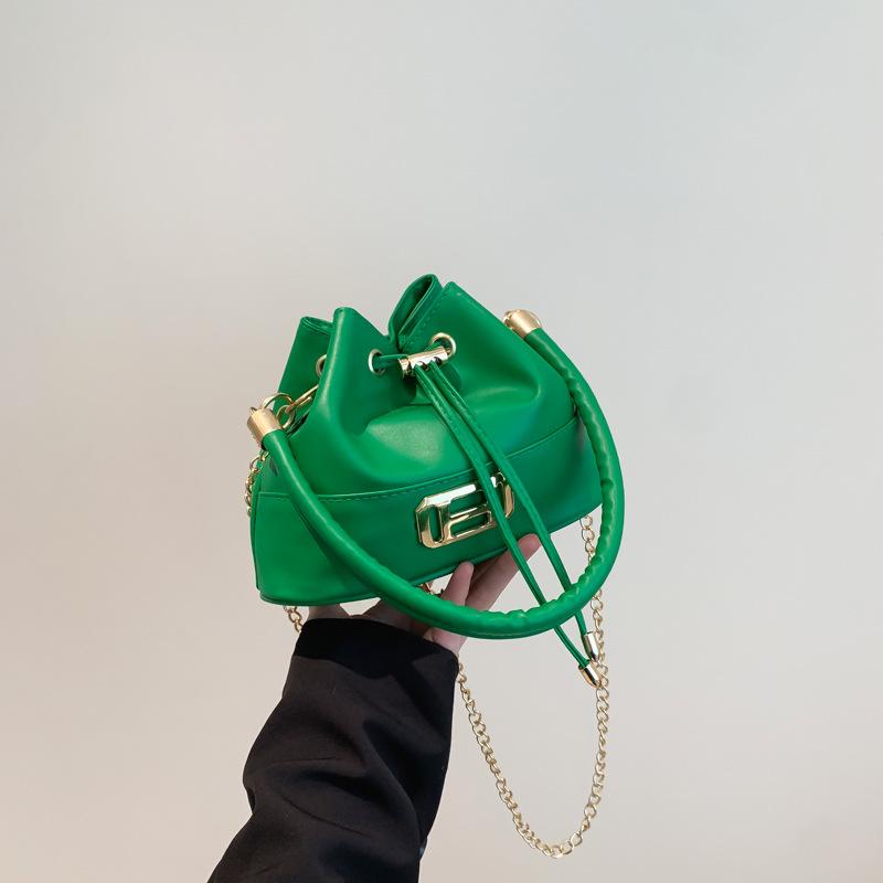 

Популярная в этом году модная маленькая сумка на шнурке из мягкой кожи, женская, весна 2025, новая, универсальная, сумка-мессенджер в стиле инс, сумка-ведро