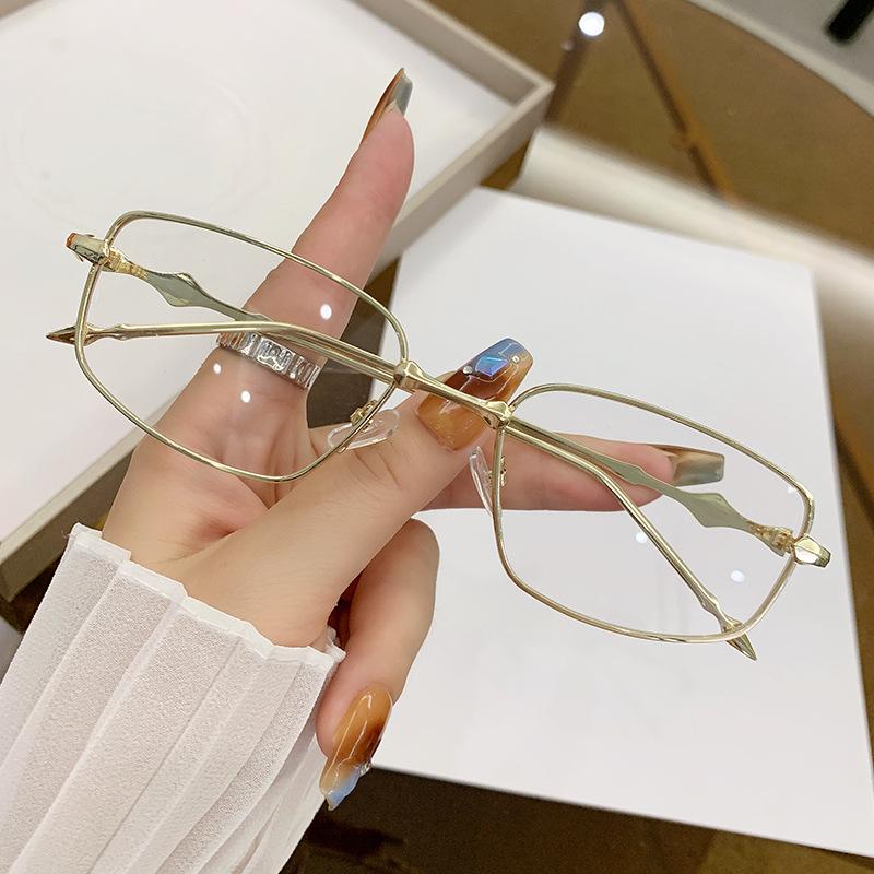 Square Irregular Trend Small Metal Frame Sunglasses Korean Version High-end Retro UV400 Anti-ultraviolet Shades Glasses
