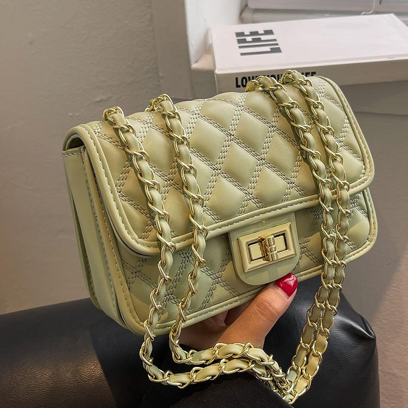 Premium Texture Small Bag Women's Summer 2024 New Niche Diamond Chain Bag Women's Popular Messenger Bag Small Square Bag