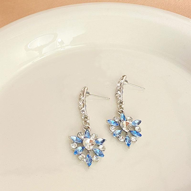 

Модные индивидуальные геометрические синие циркониевые цветочные роскошные серьги-джокеры женские