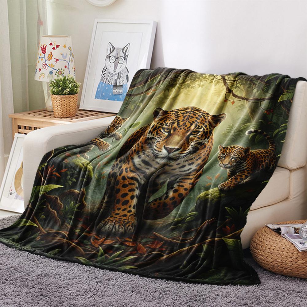 1Pc Cartoon Print Flannel Blanket, High Quality Comfortable for All Seasons, Home Decor, Warmth and Comfort, Perfect for Christmas Birthday Gift