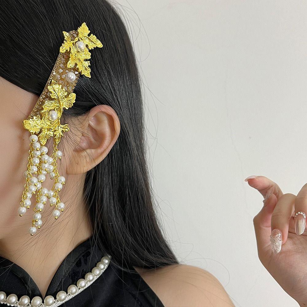 Vintage Ethnic Style Hair Hoop Elegant Chinese Style Side Clip Tassel Bell Hair Clip Women