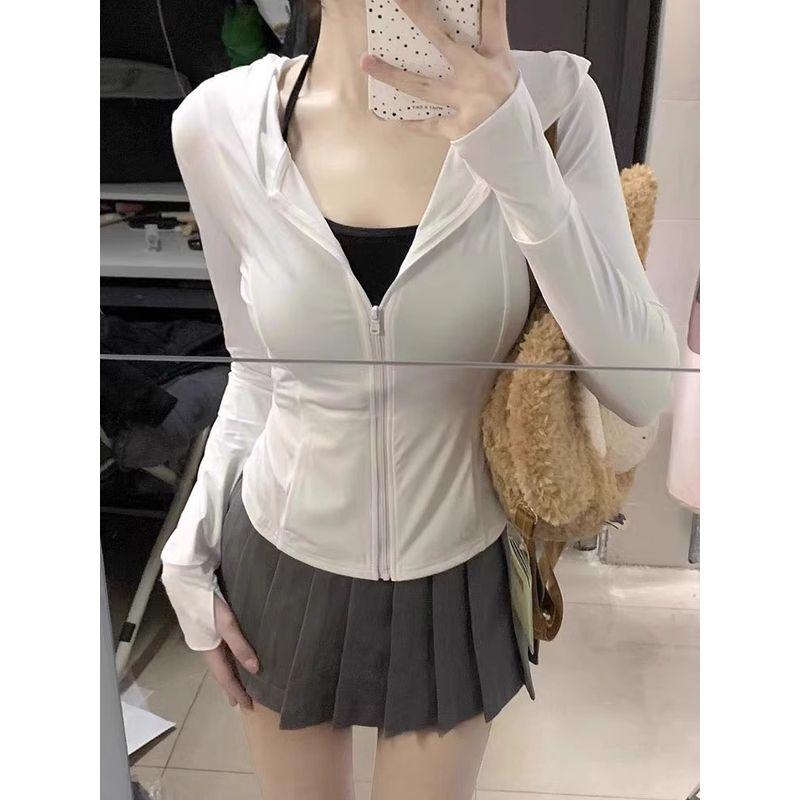 

Черная ледяная шелковая одежда для защиты от солнца Женская 2024 Новинка Защита от УФ-лучей Приталенная Короткая Солнцезащитная одежда Тонкий Кардиган Куртка White S Suggested 37.50 kg-45.00 kg