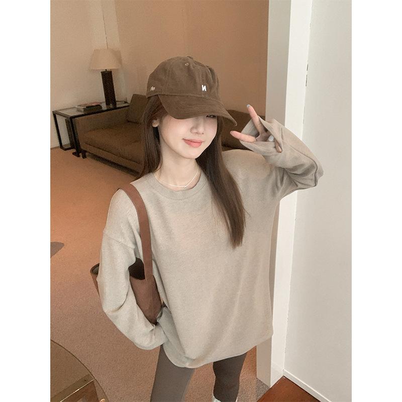 Autumn and winter brushed thickened warm knitted long-sleeved T-shirt women's new round neck lazy style mid-length inner top