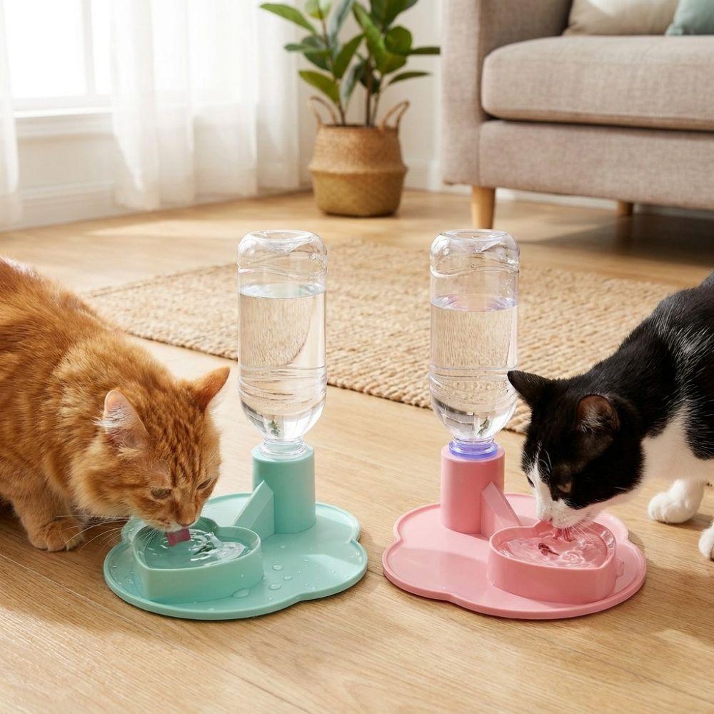 Rutschfester Katzen-Schwerkraft-Wasserspender Kunststoff Haustier-Wasserbrunnen Automatischer Haustier-Wassertank Innenbereich