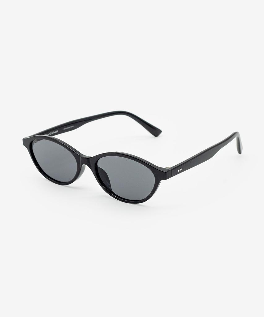 Weeoweeo Heidel Black Sunglasses