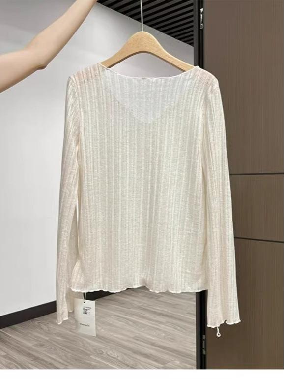 Women's Korean Style White V-Neck T-Shirt with Ruffled Edge - Relaxed Fit, Sheer, Sun Protection, Perfect for Layering in Spring/Summer