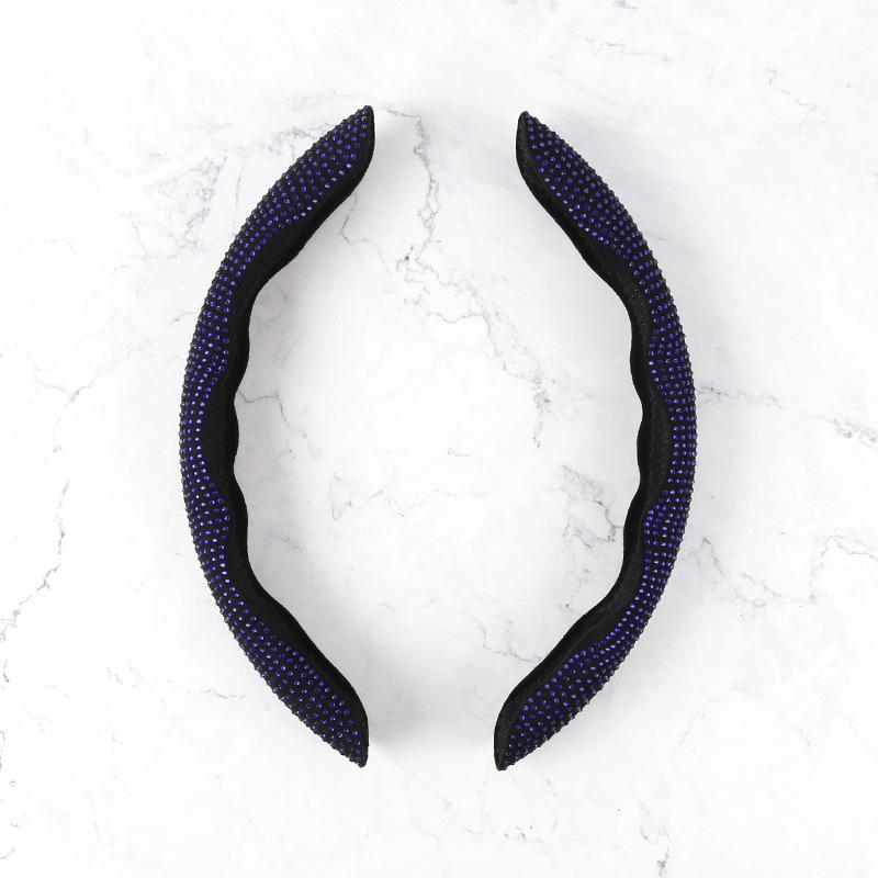 Light and light diamond car steering wheel card cover four seasons universal non -slip and folding resistance Hengwen BMW car handle