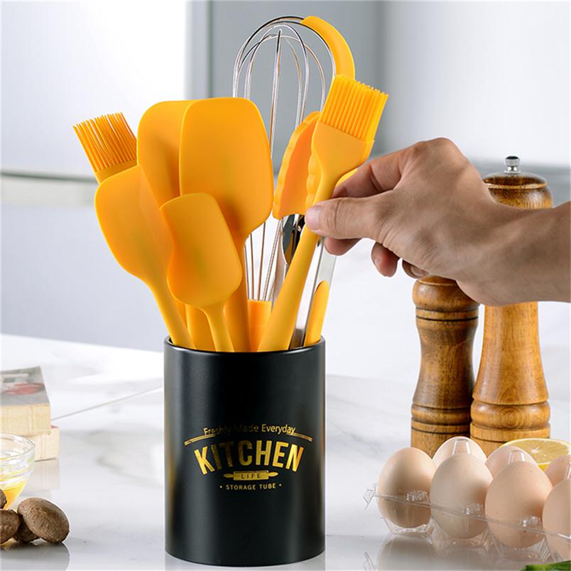 Food Grade Egg Beater Baking Utensils Set Dough Scraper 8Pcs Silicone Cream Scraper