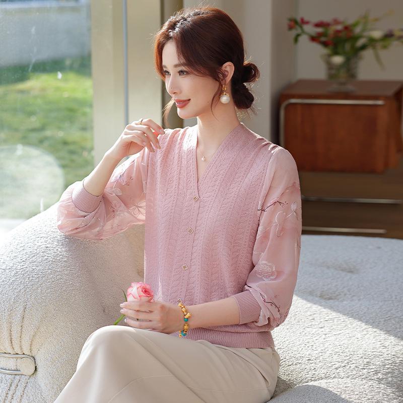 

Spring V-Neck Knit Top with Gauze Sleeves for Middle-Aged & Elderly Women 110 (90-110 lbs) розовый