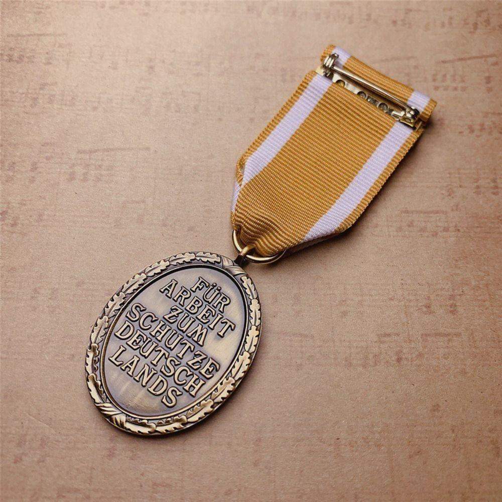 Multifunctional Western Front Defence Medal Retro Brooch Accessory New Badge Pendant