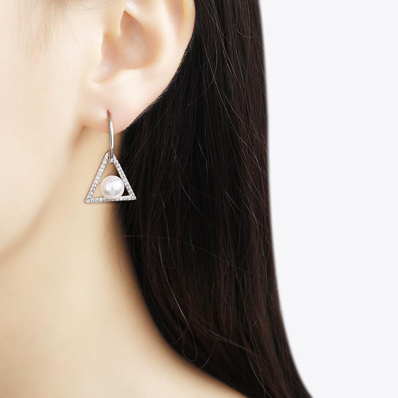 BELLA BOX S925 Silver Needle Vacation Style Fairy Ear Stickers, A Light Luxury And High-end Pearl Earrings