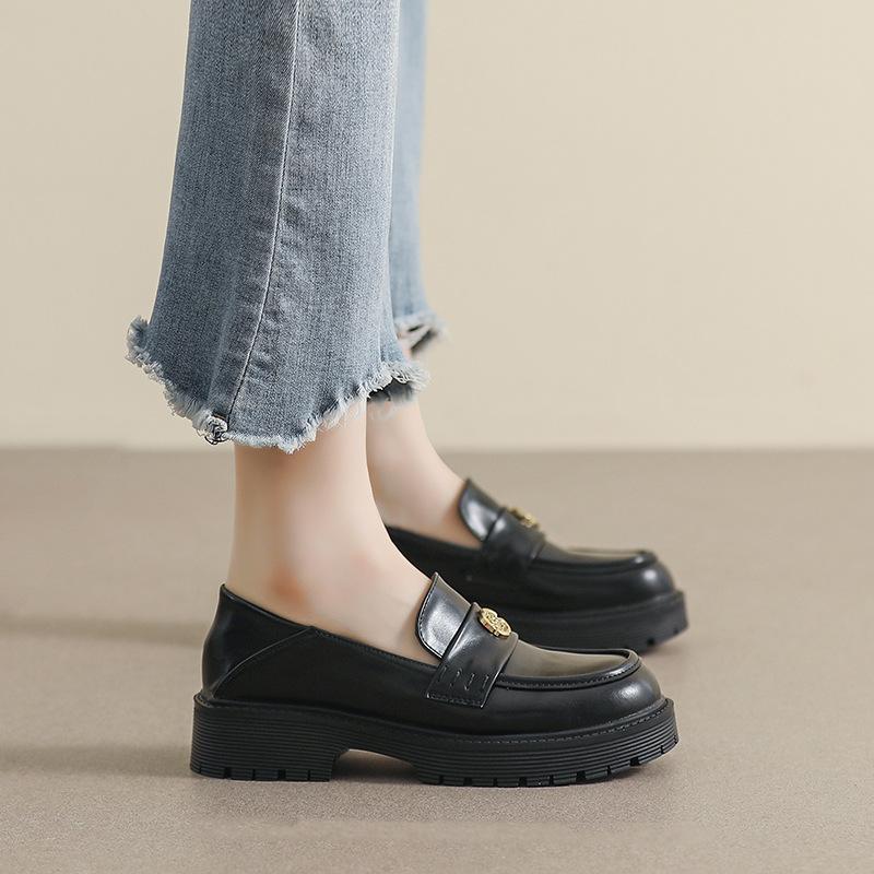 Thick-soled Women's One-pedal Black Retro Small Leather Shoes, Soft-soled Single Shoes