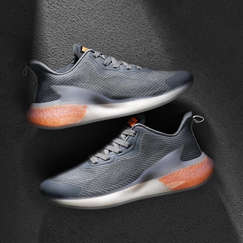 

Trendy Yeezy Style Training Shoes 39-46