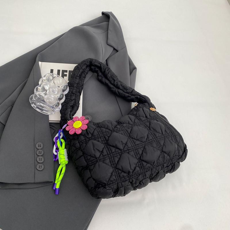 Ielgy Pleated Cloud Bag Trendy Bubble Dumpling Bag Quilted One-Shoulder Fashion Casual Underarm Bag