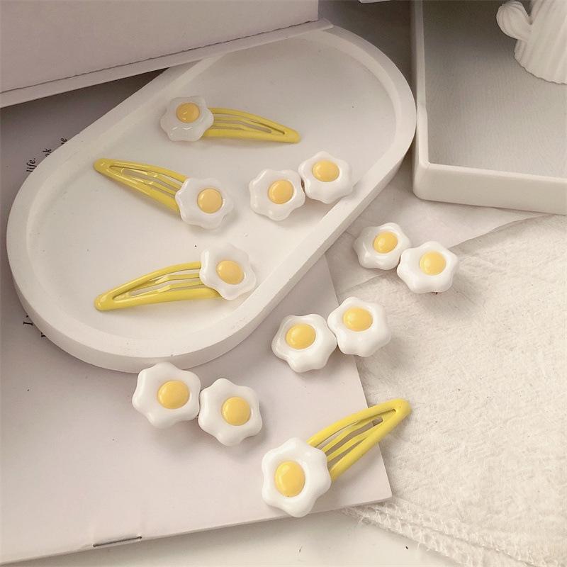 Girly Heart Fried Egg Hair Clip - Cute Bangs Side Swept Accessory