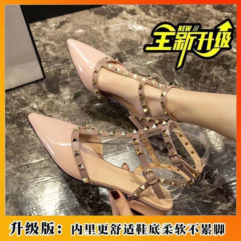 Mit Rocknieten Feenstil Sandalen 2024 Internet-Berühmtheit neu Koreanisch leicht weiche Sohle keine müden Füße hohe Absätze