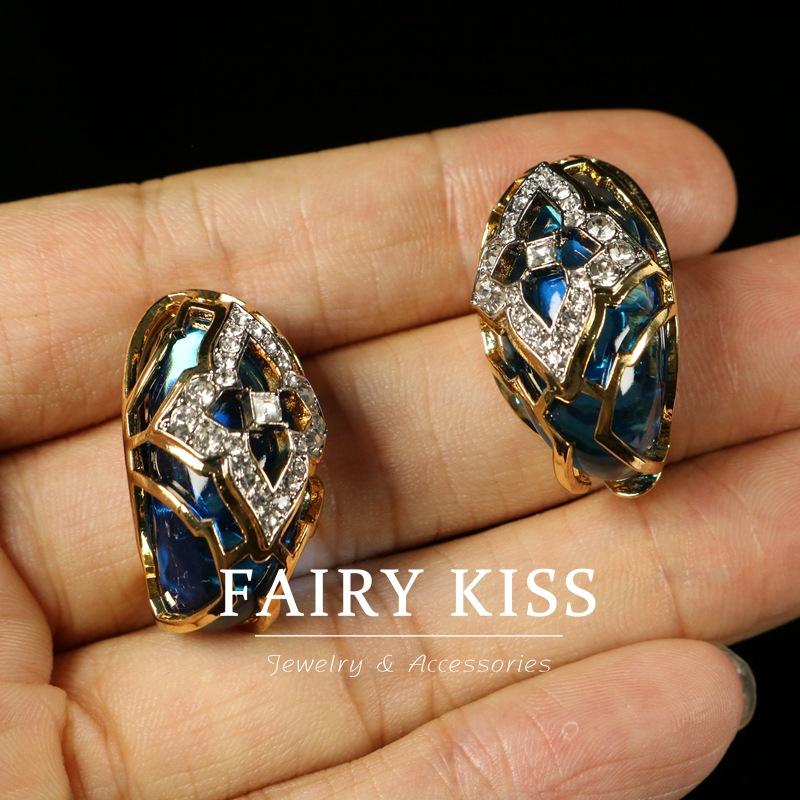 

Earrings Geometric Diamond-plated Real Gold Hollow Exquisite High-end Stud Earrings Blue Classic Earrings Women s 925 Silver Needles