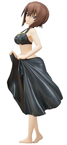 Sega Girls & Panzer the Movie Premium Summer Beach Figure "Maho Nishizumi" (Prize)
