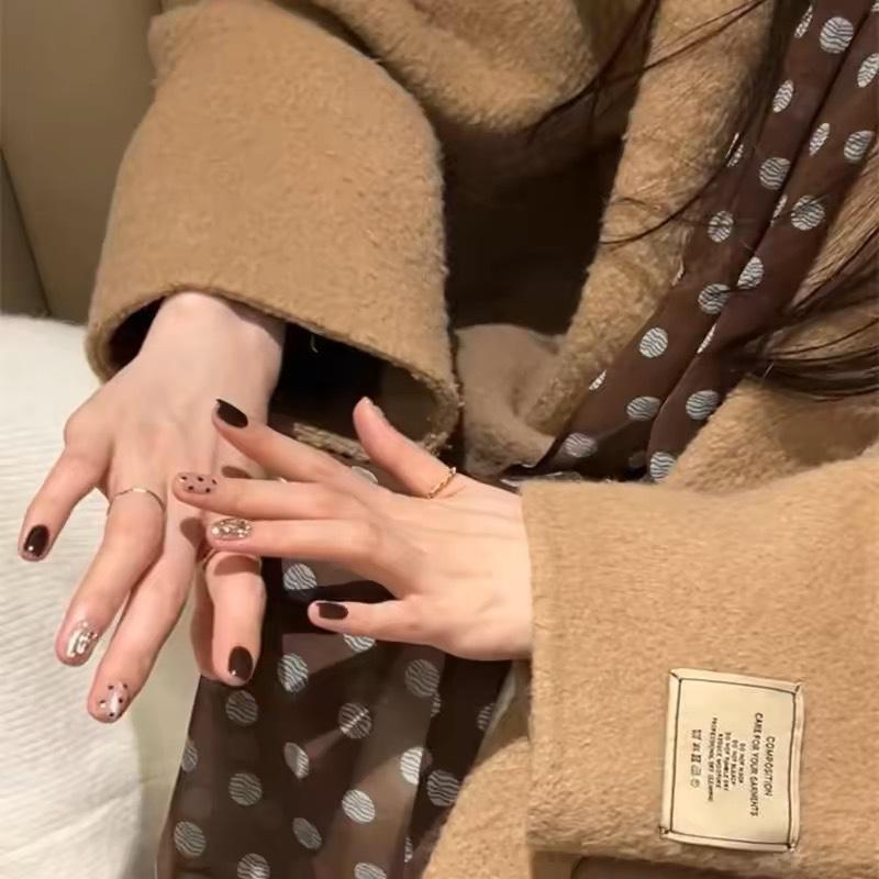 Dot-patterned Scarf with High-end Accessories for Tying Hair. Women's Long Strip Scarf for Tying Up Hair.