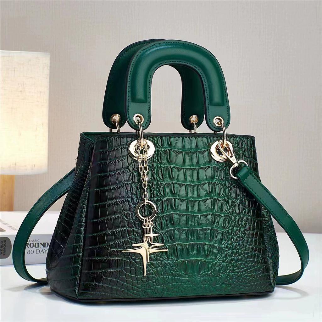 Women Crocodile Pattern PU Leather Handbag Luxury Designer Stylish Shoulder Crossbody Bag Daily Commute Purse