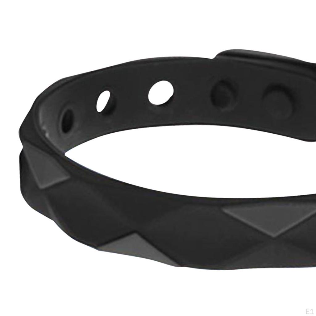 Sporty Wristband for Men's Fitness