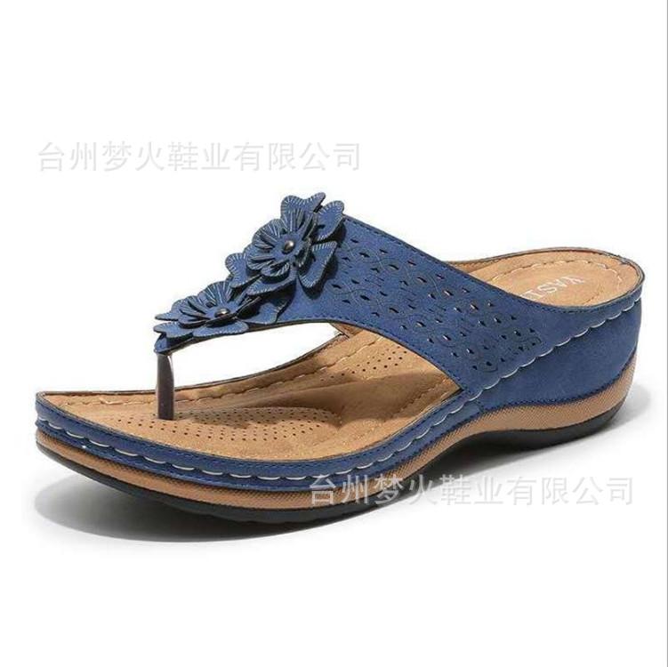 New sandals women's car line non-slip light herringbone pinch foot slope heel cool slippers shoes