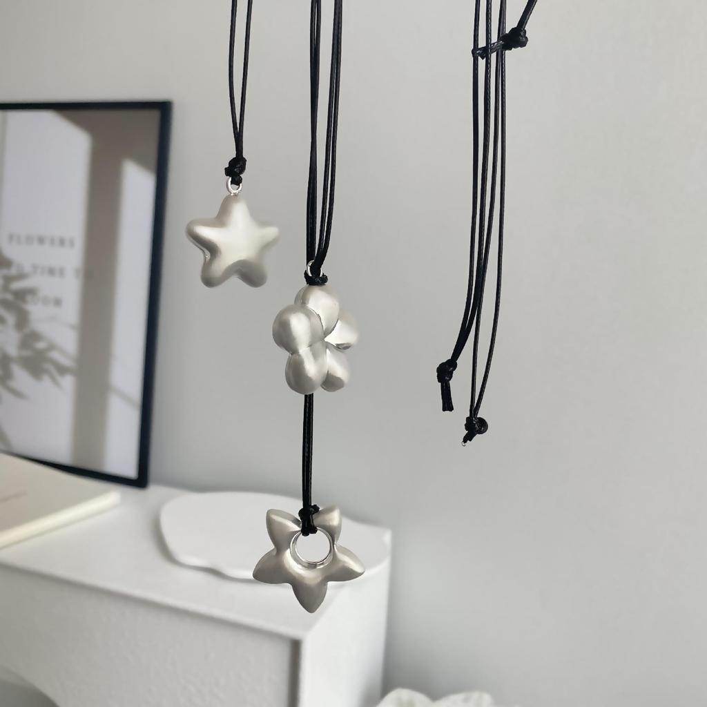 Korean Geometric Pendant Necklace: Luxury Long Trendy Women's Sweater Chain