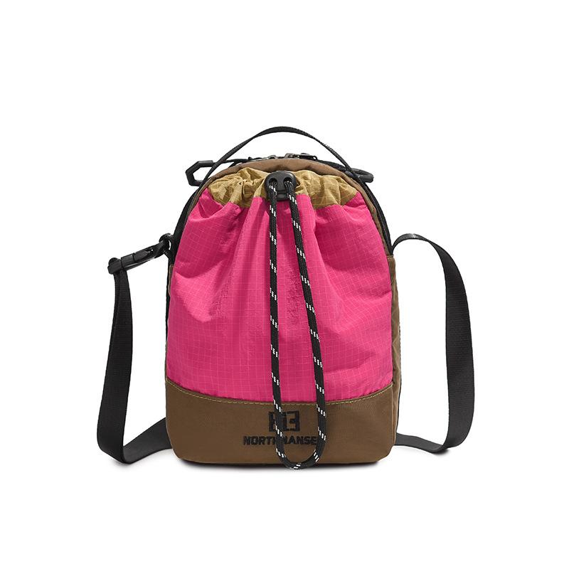 Outdoor sports crossbody shoulder bag, kettle bag, mobile phone bag, baby walking shoulder bag, sports hiking, lightweight satchel.