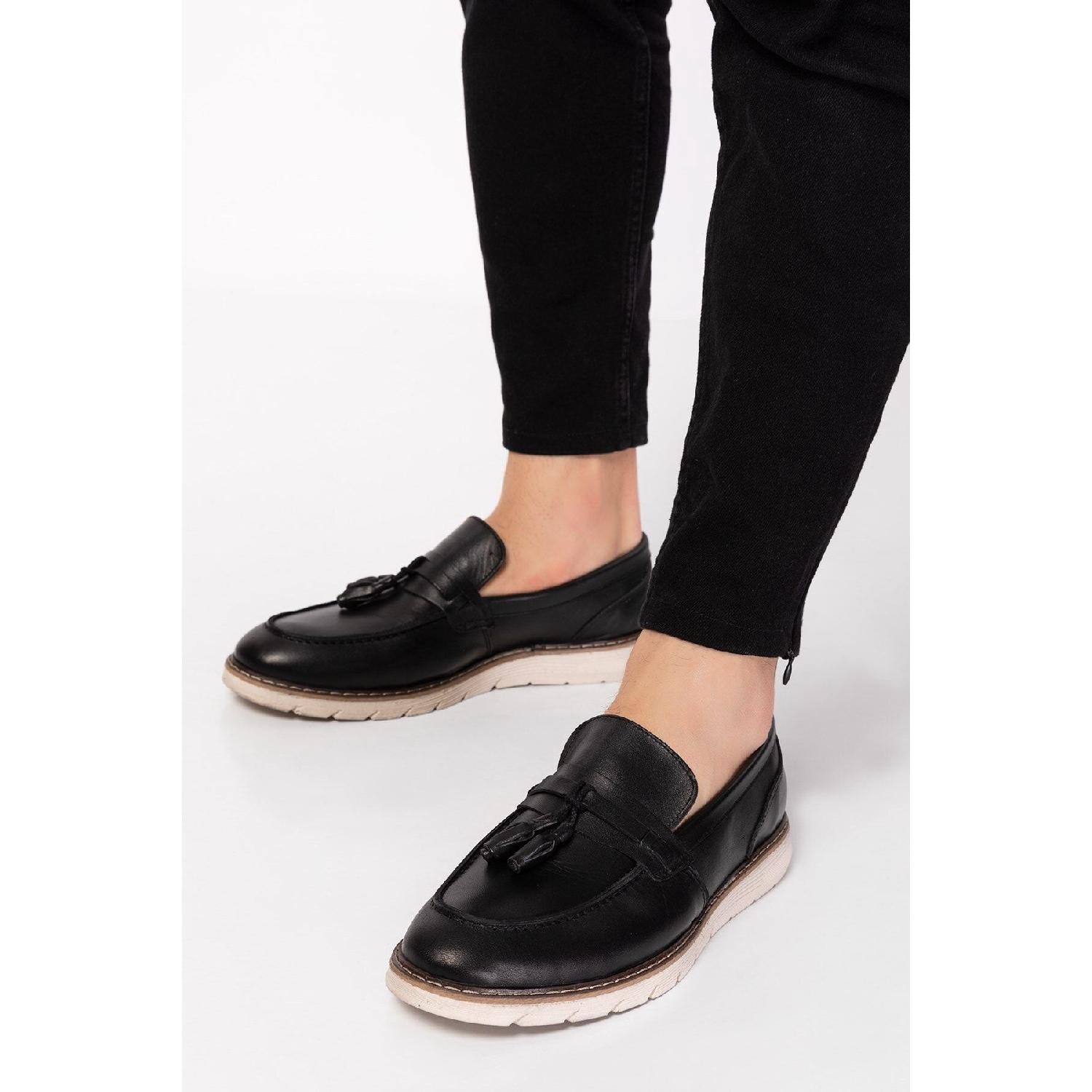 

100% Leather, Loafer, Tassel Detailed Men s Shoes 40