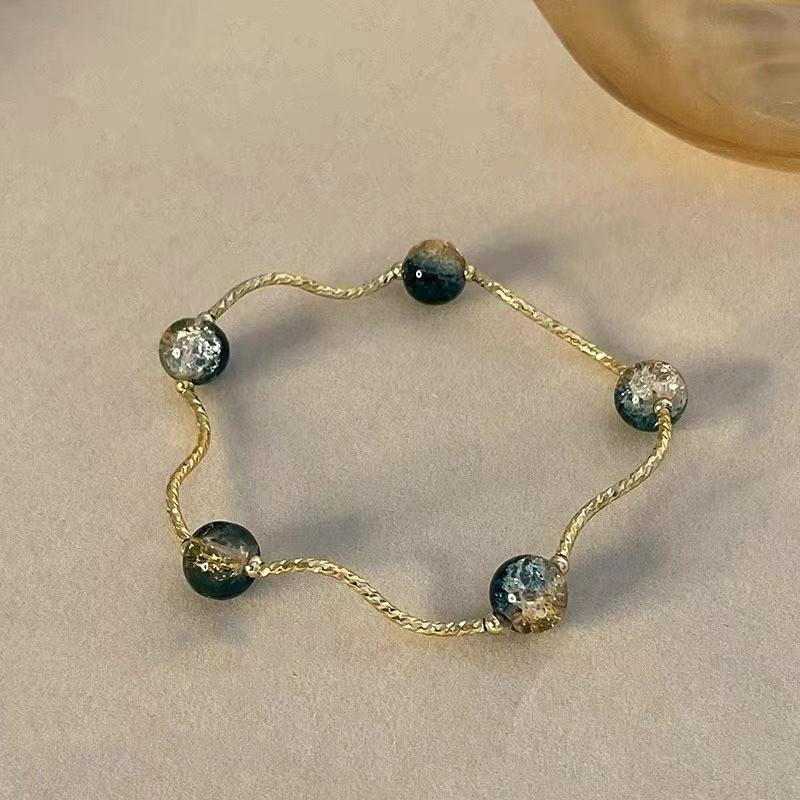 

Художественный этнический стеклянный браслет для женщин, украшенный яркими бусинами и элементами неправильной формы Starry Bead Bracelet