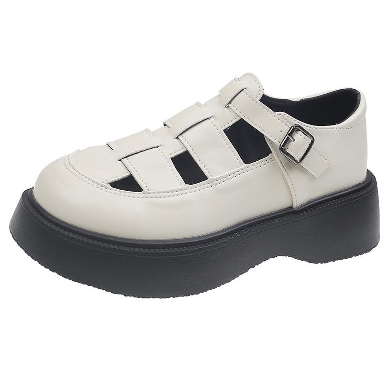 Baotou Sandals Women's 2025 New Summer Platform Versatile Hole Retro Woven Pig Cage Shoes French Roman Shoes