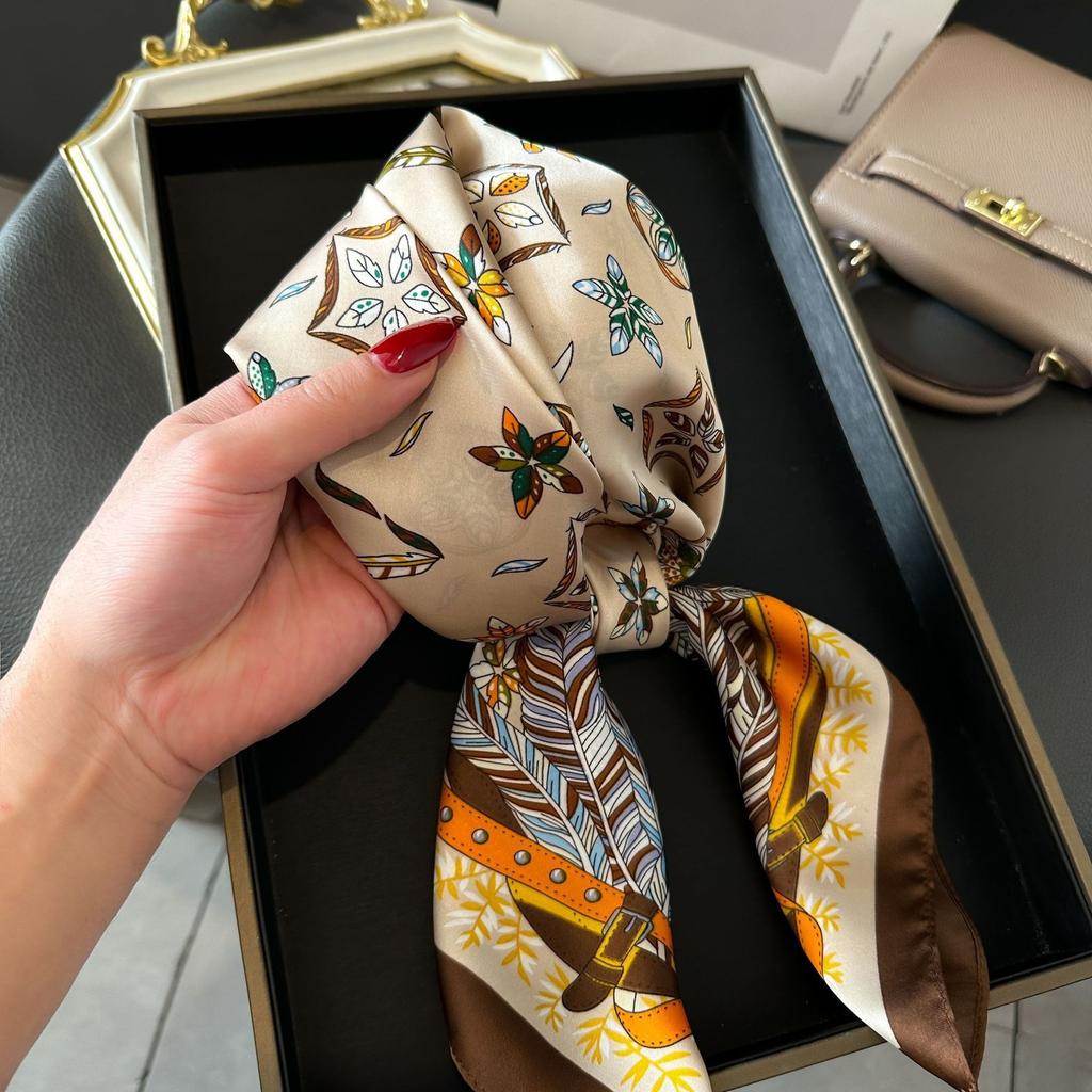 Korean Internet celebrity versatile fashion floral 71 simulation silk square scarf scarf high-end polka dot neck silk scarf