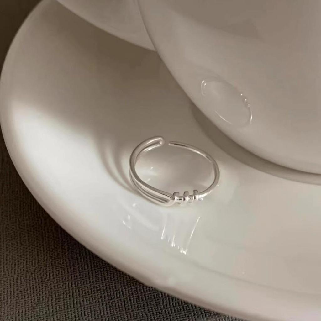 "2025 Trendy koreansk søt design Allsidig pekefingerring for daglig bruk"