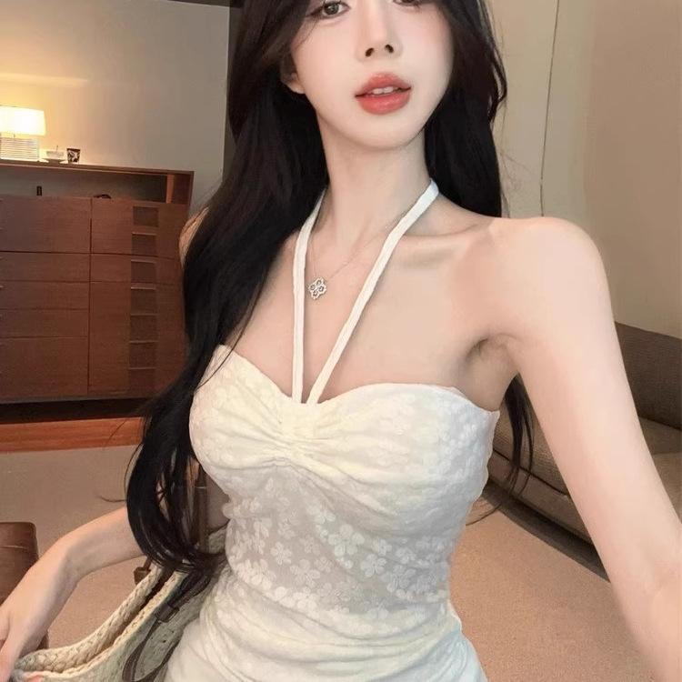 With chest pads, lace straps, neck straps, vest, women's pure desire Spice Girl one-word shoulder tube top