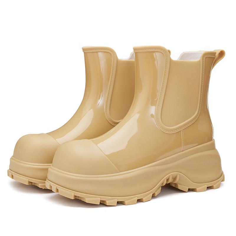 China Professional Manufacture Thick Soled Rain Shoes Durable Rain Shoe Design