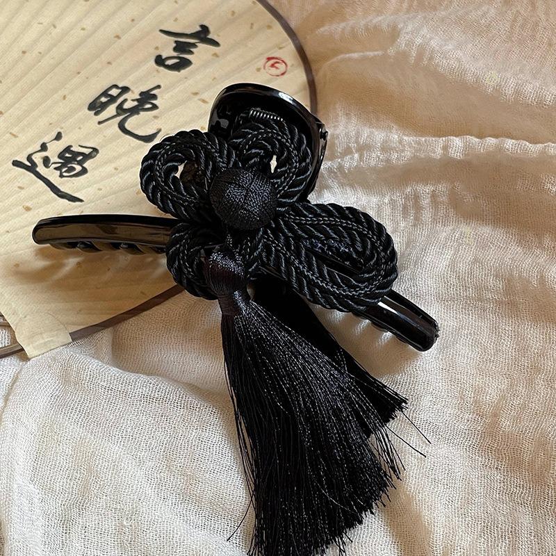 New Chinese Style Ancient Style Hand Woven Tassel Acrylic Clip Elegant Dignified Cheongsam Hanfu Braided Updo Hair Accessories