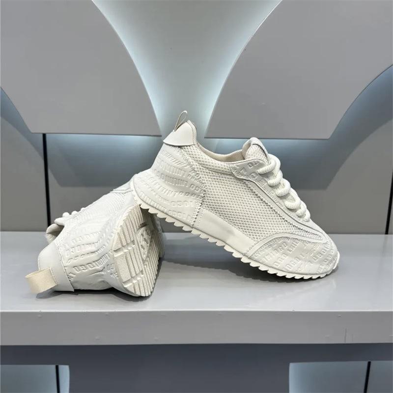 Fashion Solid color anti slip fashionable breathable increased comfort casual shoes popular new running and sports shoes for teenagers