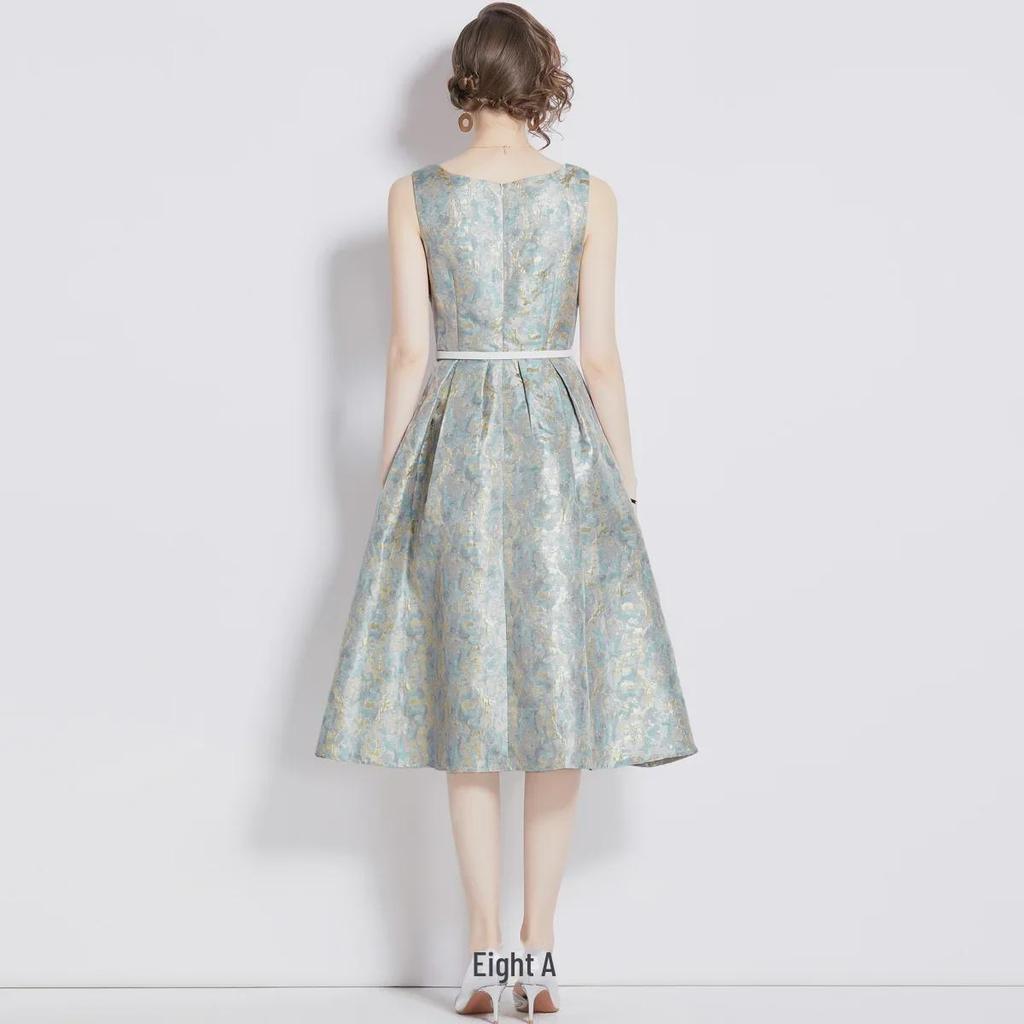 2024 Early Spring French Jacquard Dress: Retro Texture & Color