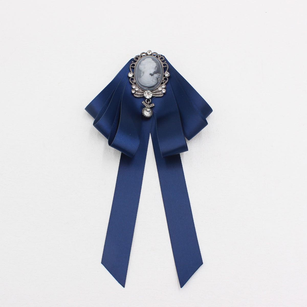 Starry Cat Brooch  Bow Tie Lapel Flower Women s Accessory - S322