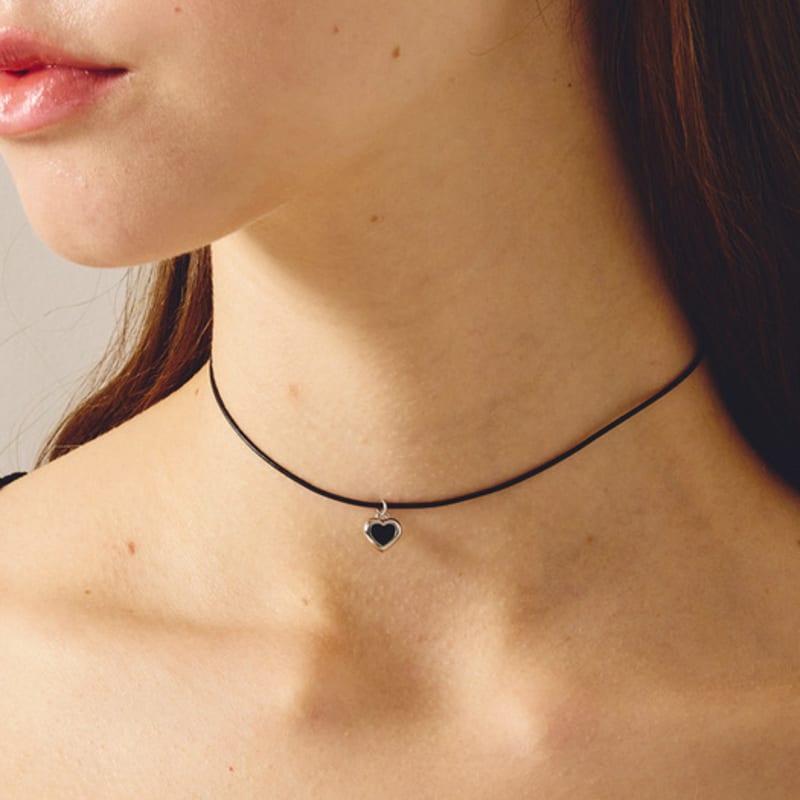 

noonoo fingers Amy Leather Necklace WHITE GOLD