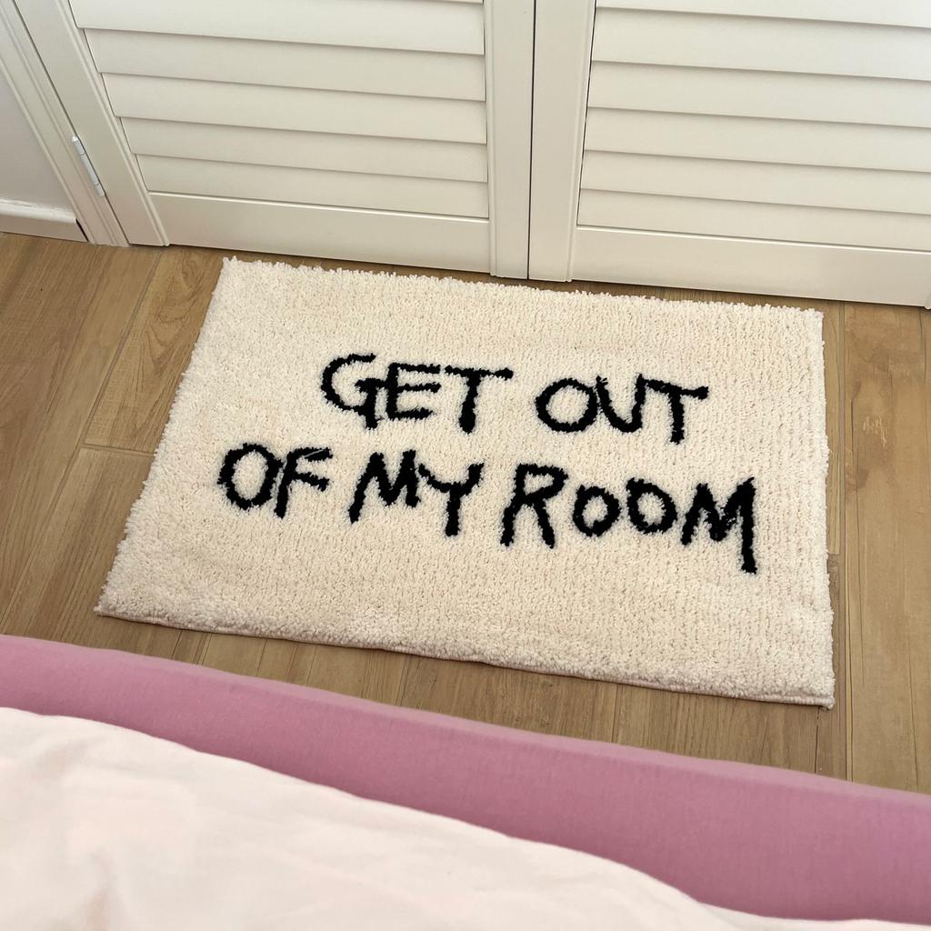 Thickened bathroom absorbent floor mat Korean personalized letter flocking foot mat bathroom non-slip carpet bedside blanket