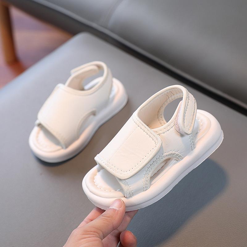Boys' open-toe sandals, new summer model, soft-soled, Korean-style, lightweight beach shoes for toddlers and young boys