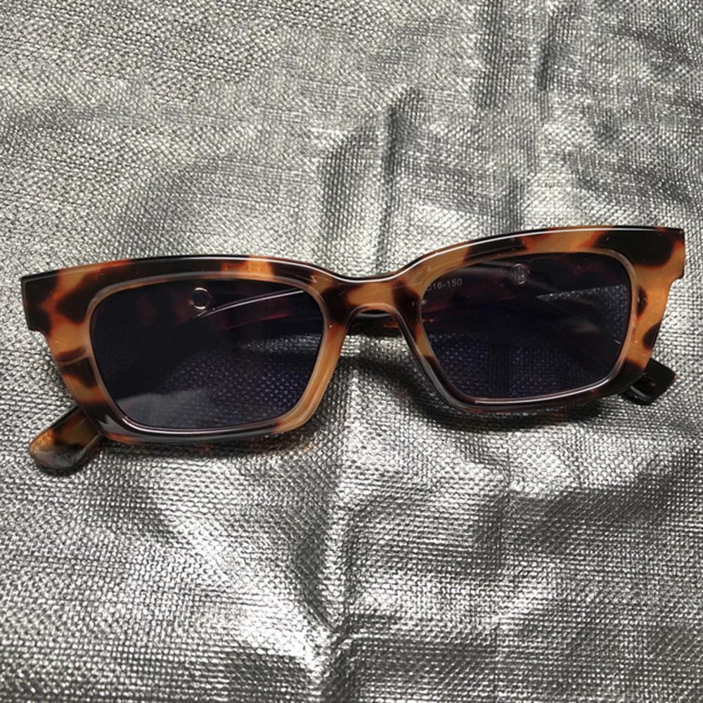 Fashion Vintage Rectangle Punk Sunglasses Women Men Personalized Retro Sun Glasses Trendy Eyewear UV400 Shades Eyeglasses