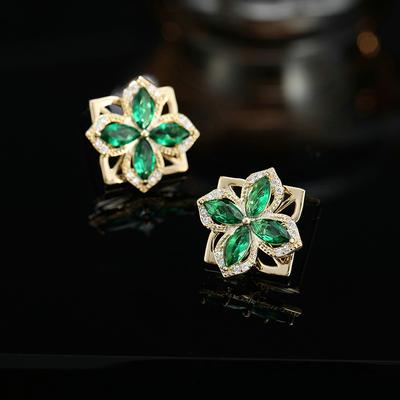 Rotating Lucky Grass Simple Stud Earrings S925 Silver Needle Explosion Light Luxury Daily Commuting Versatile Flower Earrings