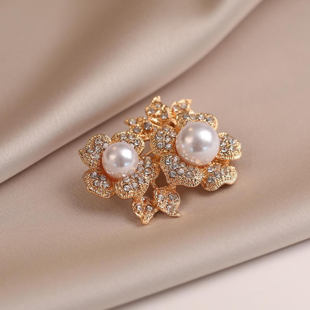 2026 High-End Butterfly Brooch: Elegant Summer Accessory for Shirts and Suits