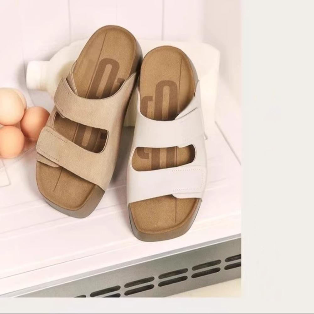 Fashion 2025 Fashion Thick Bottom Women's Slippers Summer New Women's Sandals Luxury Designer Sandals Flat Shoes for Women