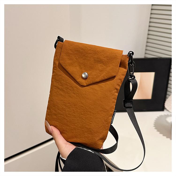 Literary Small Fresh and Light Nylon Cloth Messenger Mobile Phone Bag Women's Casual Versatile Mini Cute Small Square Bag